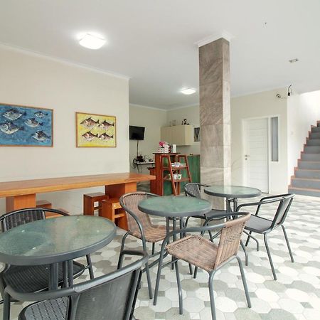 Oyo 396 Tibrae Residence Syariah Lembang Exterior foto