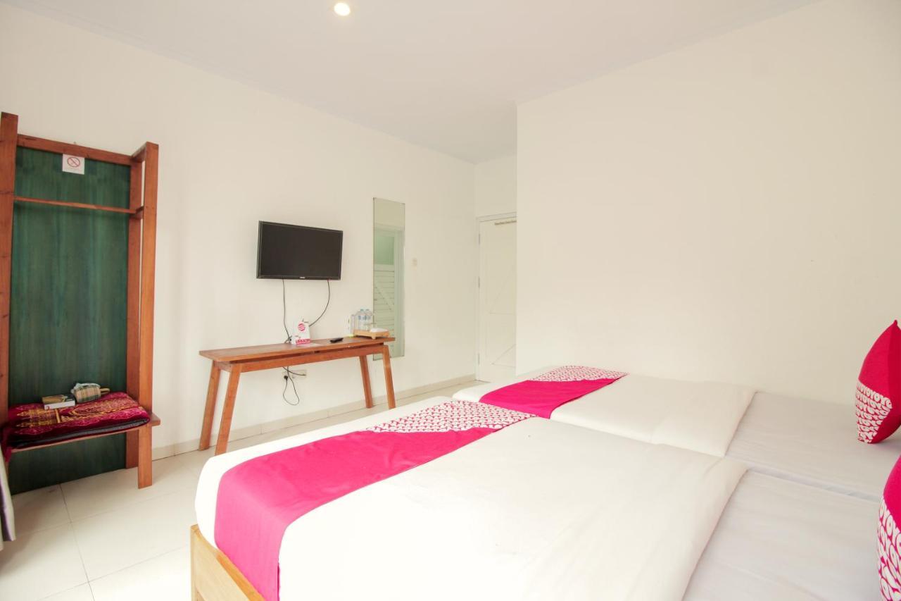 Oyo 396 Tibrae Residence Syariah Lembang Exterior foto
